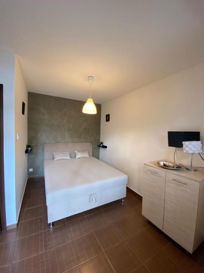 Smeraldo Villa Шиофок Экстерьер фото