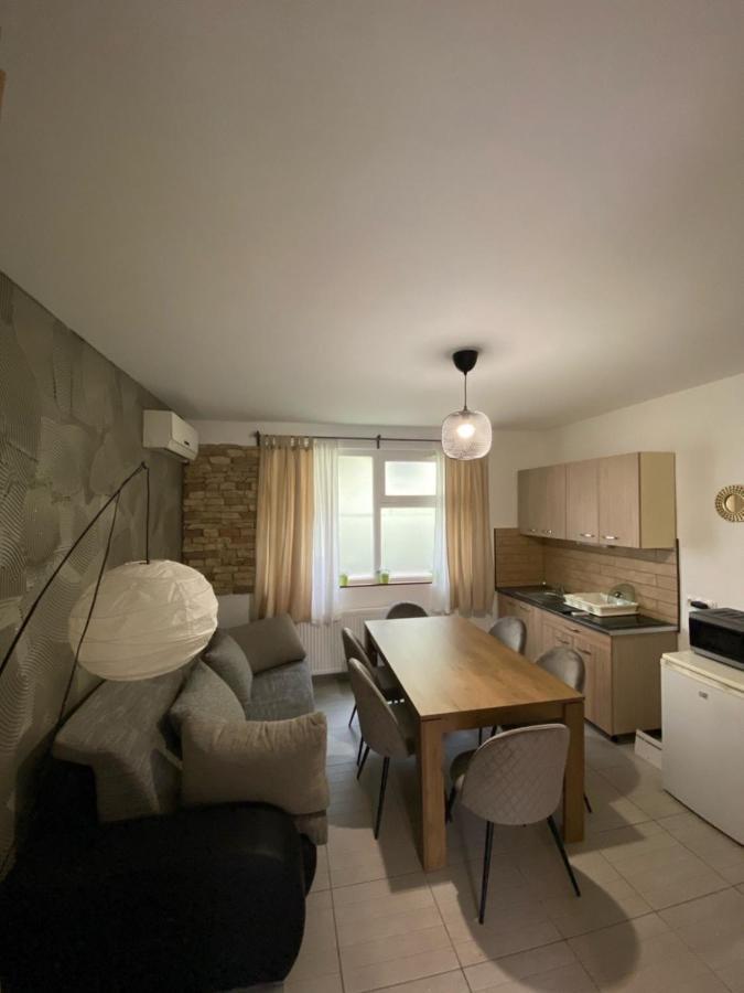 Smeraldo Villa Шиофок Экстерьер фото